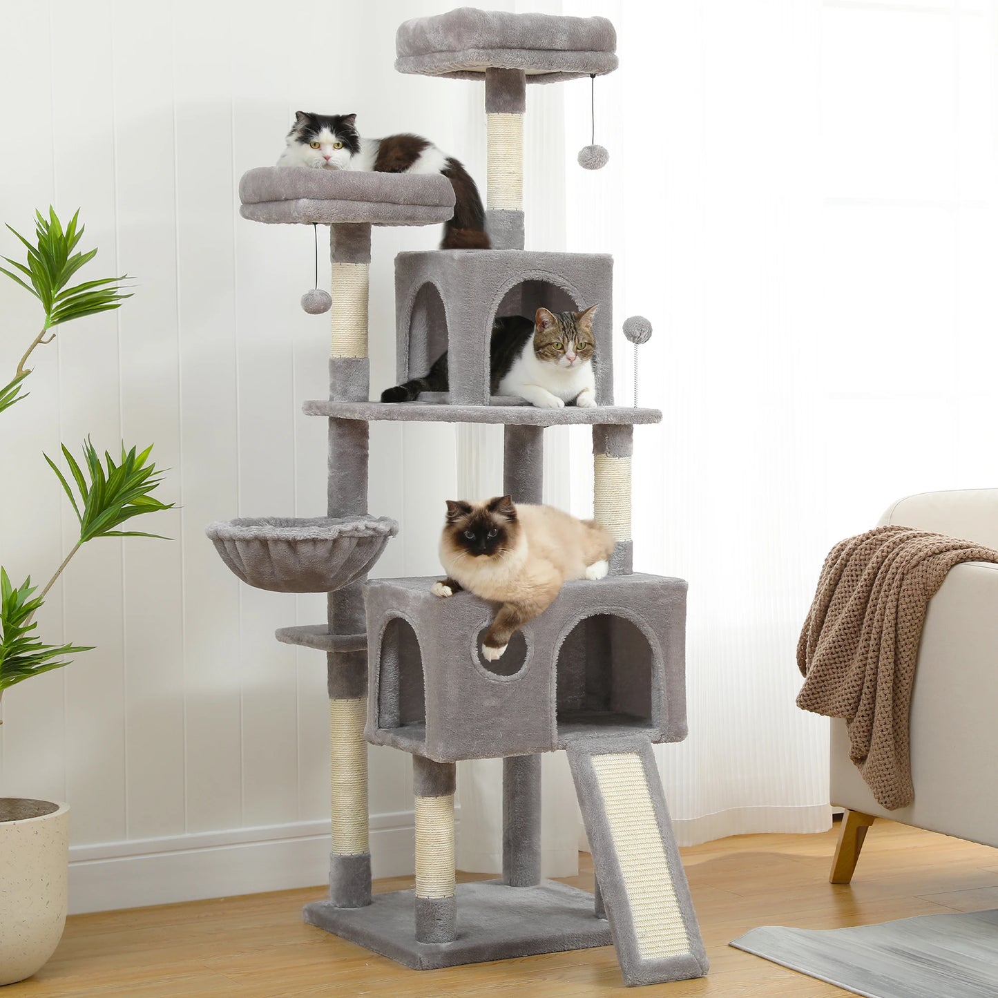 Multi-Layer Luxury Condo Tower with Ladder Scratching Post